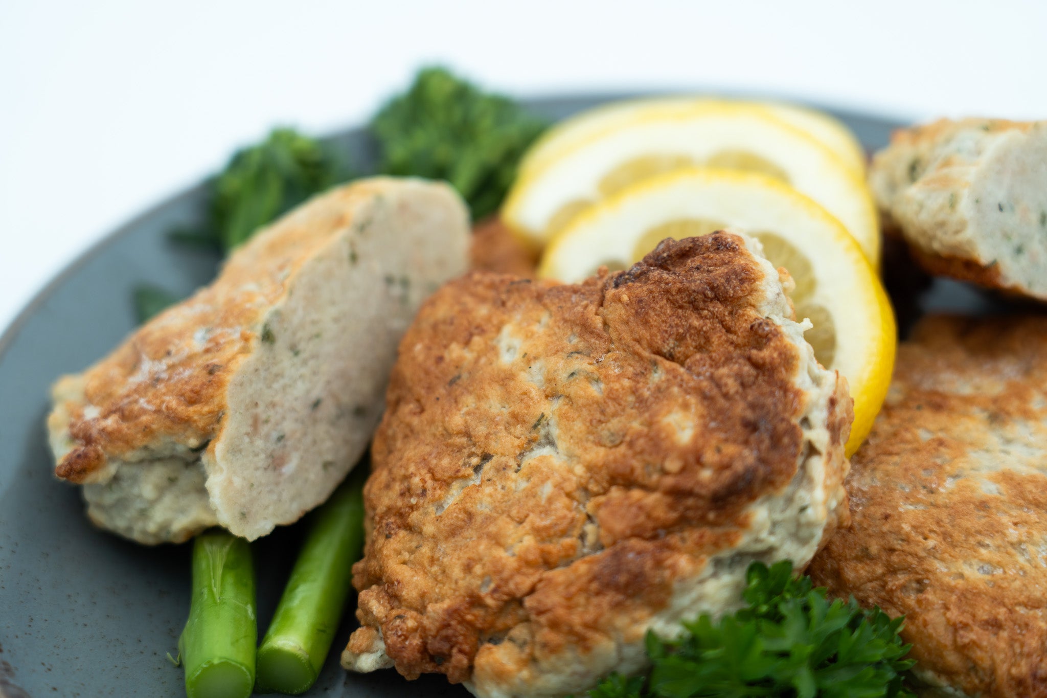 Fiskekaker og ferdigretter fra Fiskehandleren